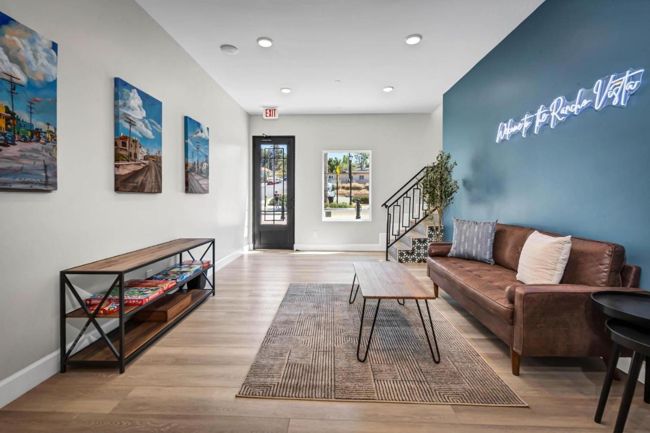 Single Bedroom - Queen Size. Heart Of Downtown Vista Extérieur photo